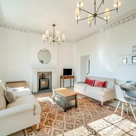 Reading Holiday home Askham (Cumbria)