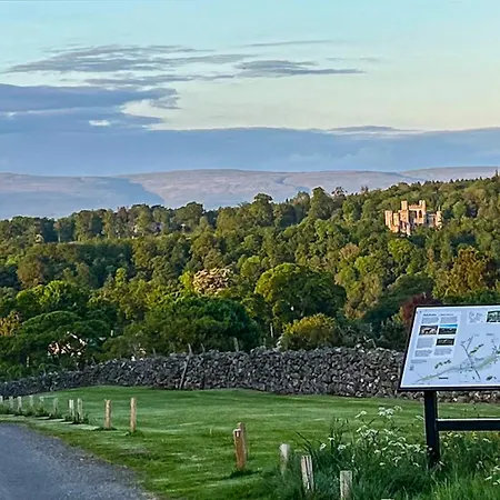 Reading Askham (Cumbria)