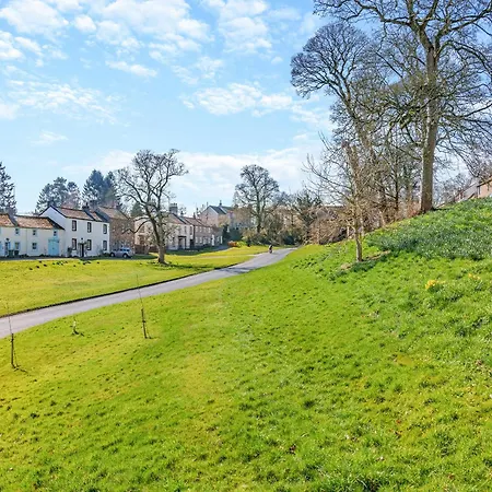 Reading Holiday home Askham (Cumbria)